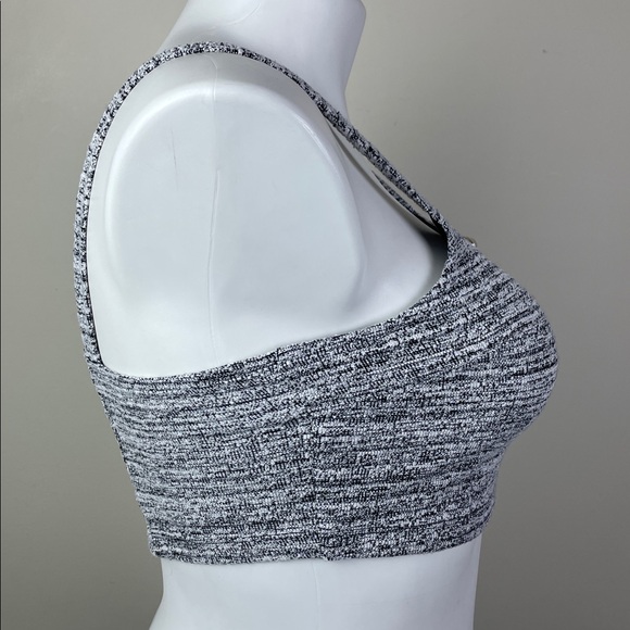 Almost Famous Big Pearl Button Stretch Crop Tank Tweed Smocked - Picture 5 of 7